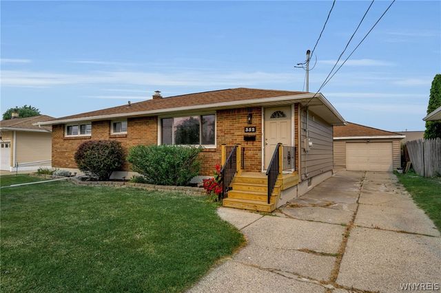 352 Two Mile Creek Road, Tonawanda, NY 14150