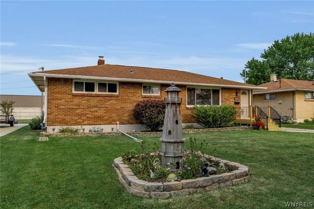 352 Two Mile Creek Road, Tonawanda, NY 14150