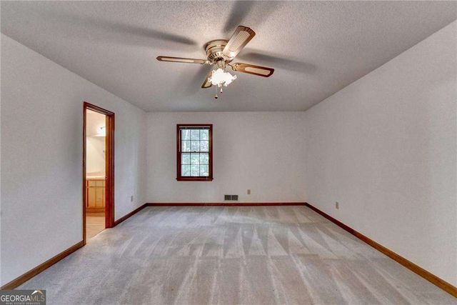 214 Valley Brook Drive, Woodstock, GA 30188