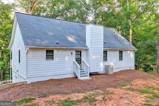 214 Valley Brook Drive, Woodstock, GA 30188