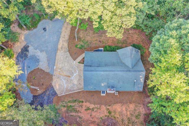 214 Valley Brook Drive, Woodstock, GA 30188