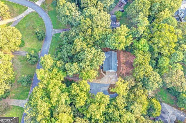 214 Valley Brook Drive, Woodstock, GA 30188