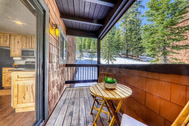 11569 Snowpeak Way Unit 651, Truckee, CA 96161