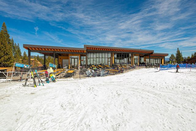 11569 Snowpeak Way Unit 651, Truckee, CA 96161