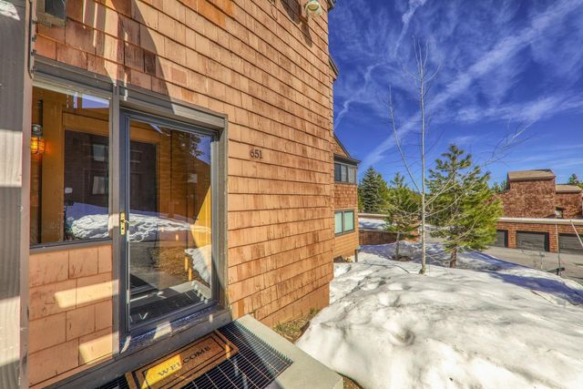11569 Snowpeak Way Unit 651, Truckee, CA 96161