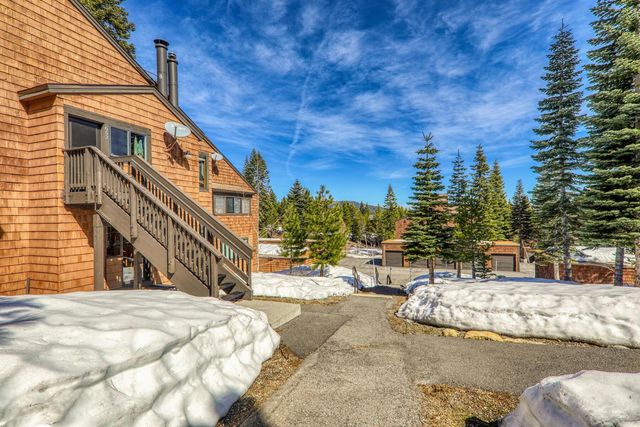 11569 Snowpeak Way Unit 651, Truckee, CA 96161