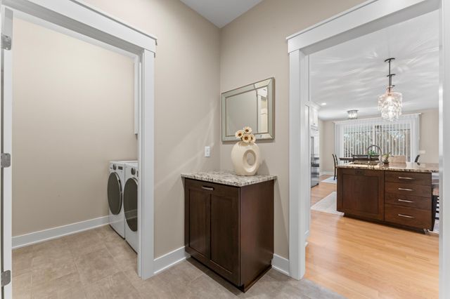 3175 Yellow Rose Lane SW, Rochester, MN 55902