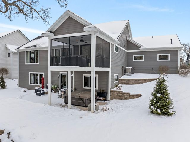 3175 Yellow Rose Lane SW, Rochester, MN 55902