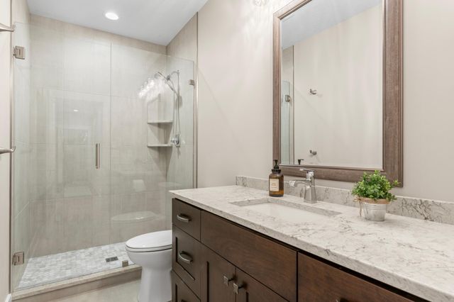 3175 Yellow Rose Lane SW, Rochester, MN 55902