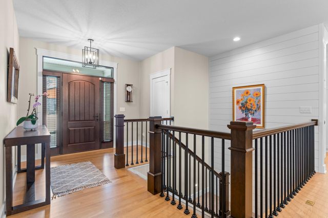 3175 Yellow Rose Lane SW, Rochester, MN 55902