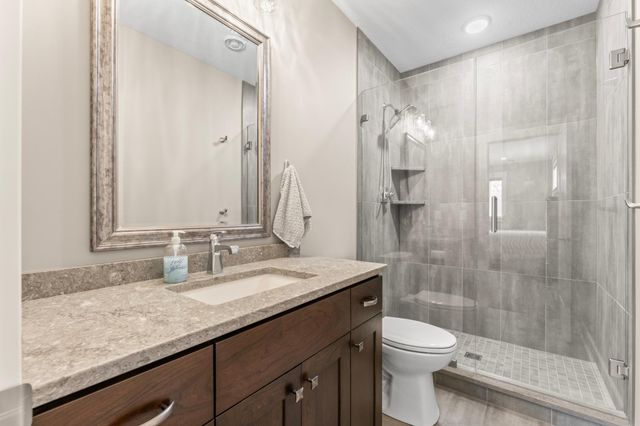 3175 Yellow Rose Lane SW, Rochester, MN 55902