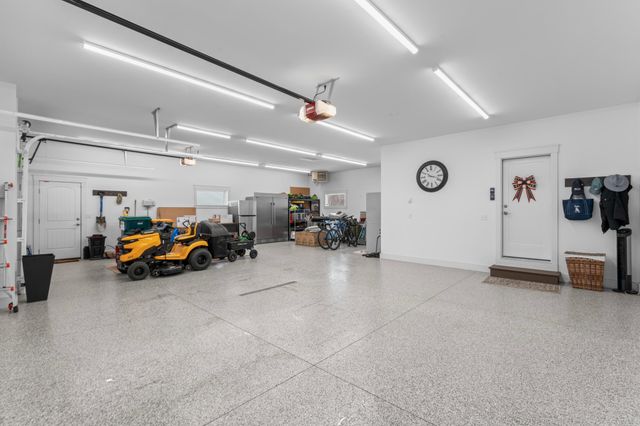 3175 Yellow Rose Lane SW, Rochester, MN 55902