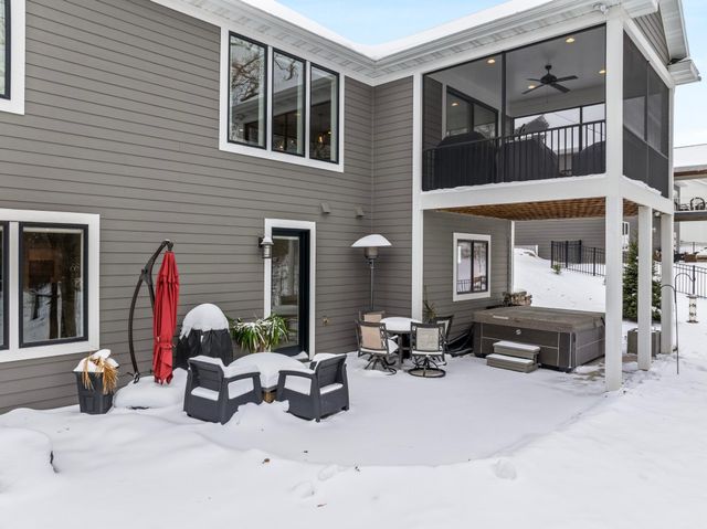 3175 Yellow Rose Lane SW, Rochester, MN 55902