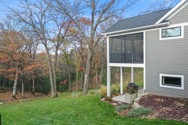 3175 Yellow Rose Lane SW, Rochester, MN 55902