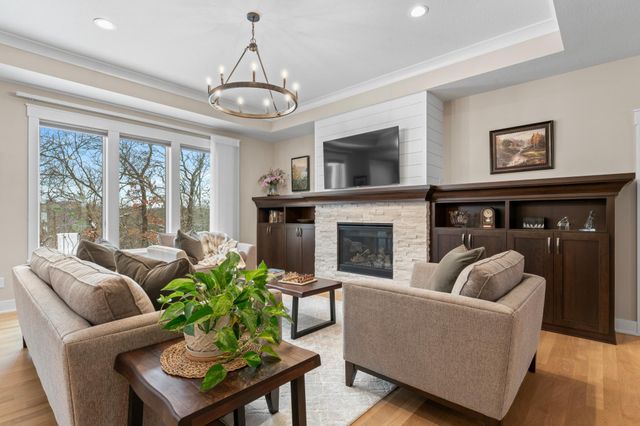 3175 Yellow Rose Lane SW, Rochester, MN 55902