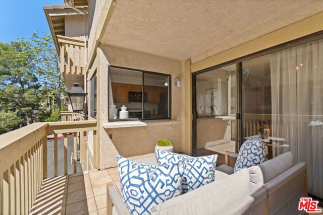 5008 Timberlake Terrace, Culver City, CA 90230