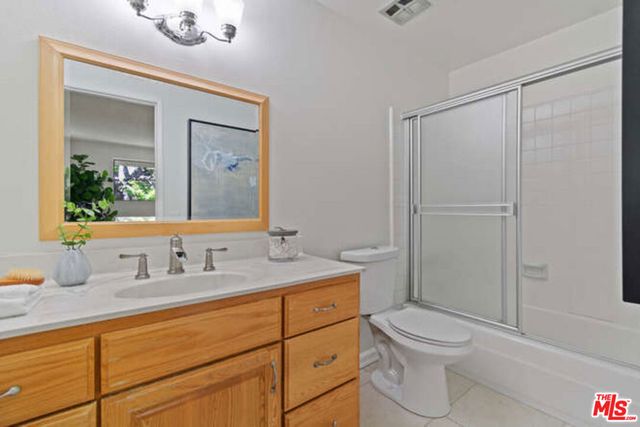 5008 Timberlake Terrace, Culver City, CA 90230