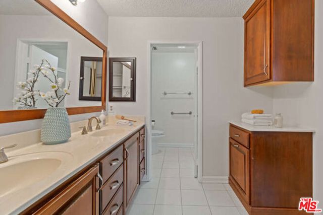 5008 Timberlake Terrace, Culver City, CA 90230