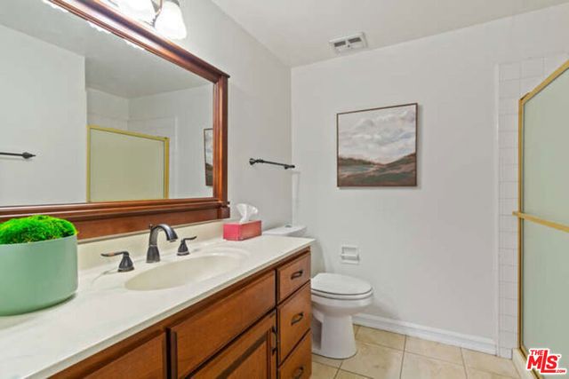 5008 Timberlake Terrace, Culver City, CA 90230