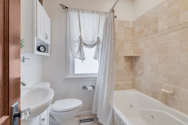 4323 Deyo Avenue, Brookfield, IL 60513