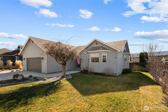 1816 NE 3rd Street, East Wenatchee, WA 98802