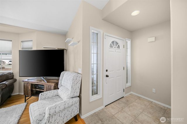 1816 NE 3rd Street, East Wenatchee, WA 98802