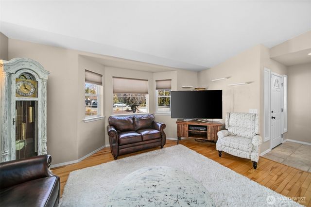 1816 NE 3rd Street, East Wenatchee, WA 98802