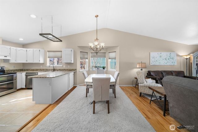 1816 NE 3rd Street, East Wenatchee, WA 98802