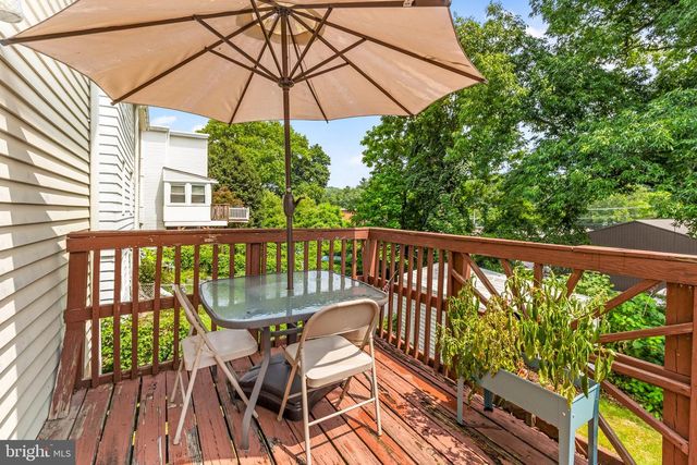 62 W WYOMISSING AVE, Mohnton, PA 19540