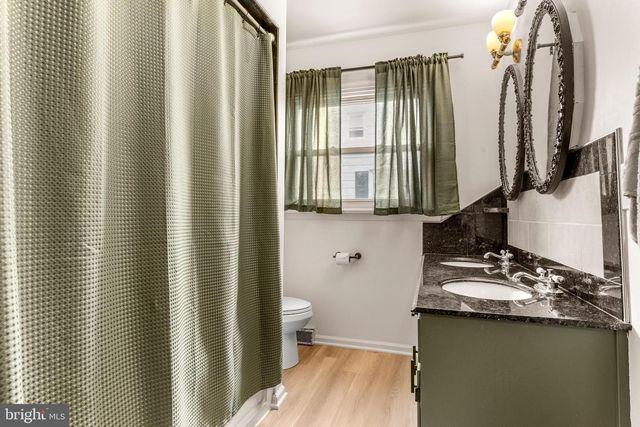 62 W WYOMISSING AVE, Mohnton, PA 19540