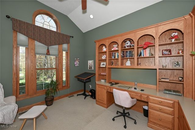 679 Deep Woods Drive, Aurora, OH 44202