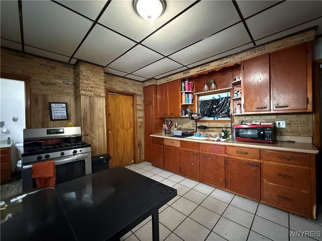 93 Gatchell Street, Buffalo, NY 14212