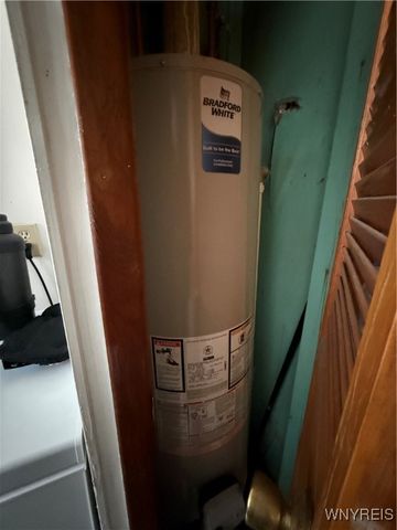 93 Gatchell Street, Buffalo, NY 14212