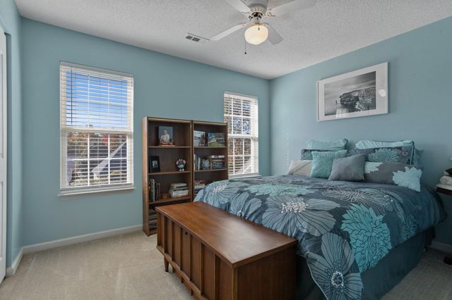 105 GOLDENRAIN Way, Simpsonville, SC 29680