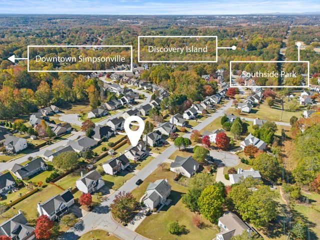 105 GOLDENRAIN Way, Simpsonville, SC 29680