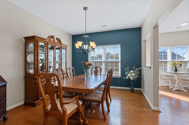 105 GOLDENRAIN Way, Simpsonville, SC 29680