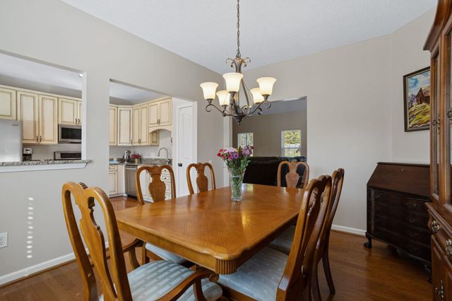 105 GOLDENRAIN Way, Simpsonville, SC 29680