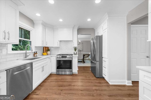 5500 Hillgate Crossing, Johns Creek, GA 30005