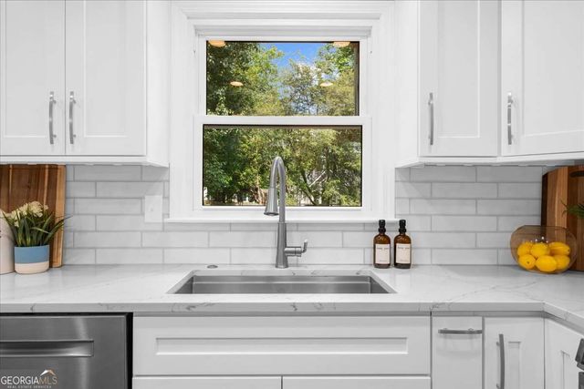 5500 Hillgate Crossing, Johns Creek, GA 30005