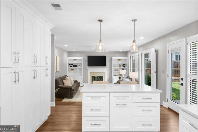 5500 Hillgate Crossing, Johns Creek, GA 30005