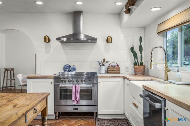 226 Oakwood Boulevard, New Braunfels, TX 78130