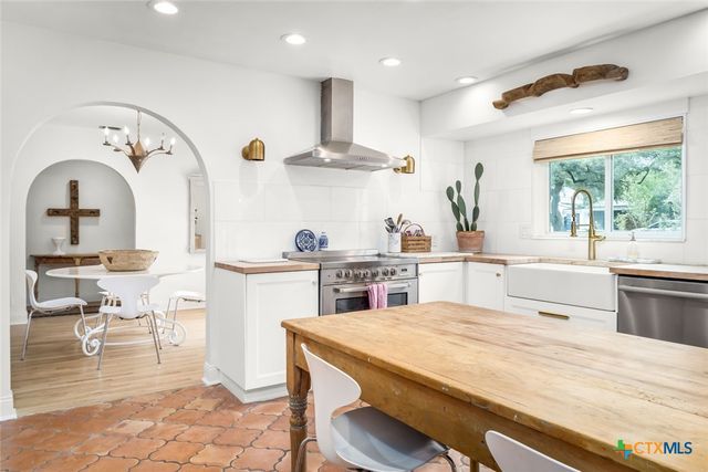 226 Oakwood Boulevard, New Braunfels, TX 78130