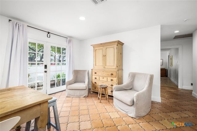 226 Oakwood Boulevard, New Braunfels, TX 78130
