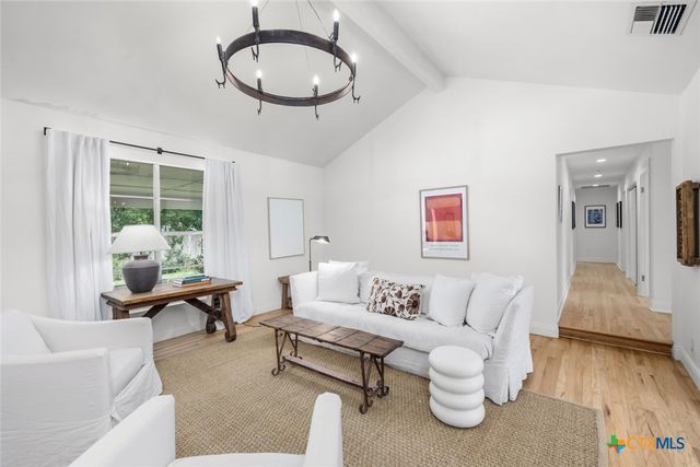 226 Oakwood Boulevard, New Braunfels, TX 78130