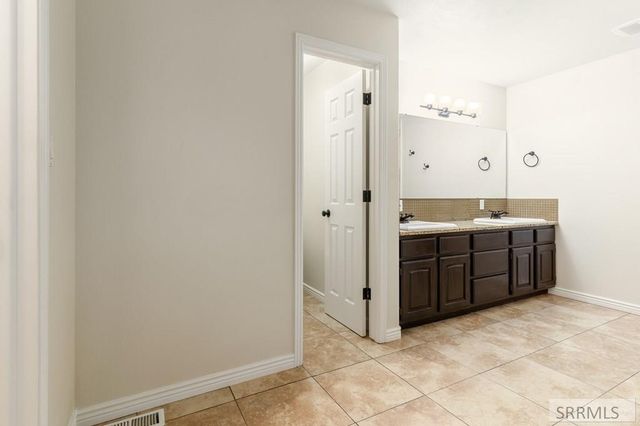 1161 Packer Drive, Blackfoot, ID 83221