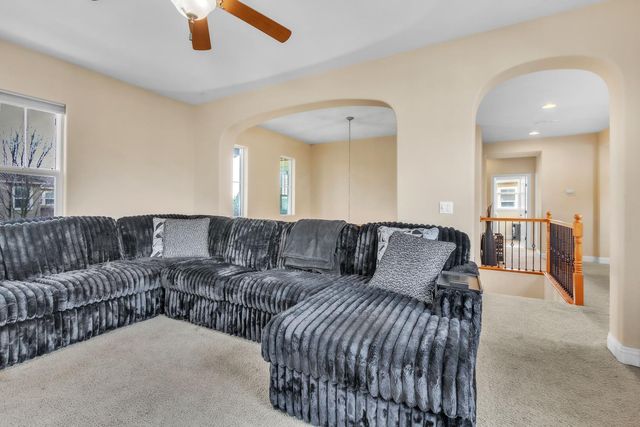 5623 Da Vinci Way, Sacramento, CA 95835