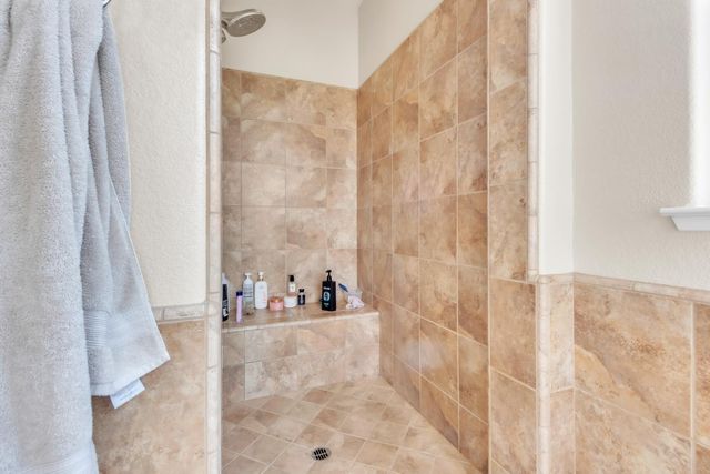 5623 Da Vinci Way, Sacramento, CA 95835