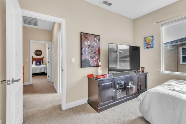 5623 Da Vinci Way, Sacramento, CA 95835