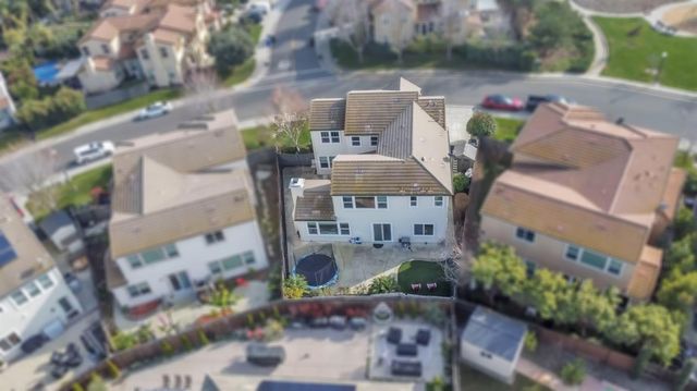 5623 Da Vinci Way, Sacramento, CA 95835