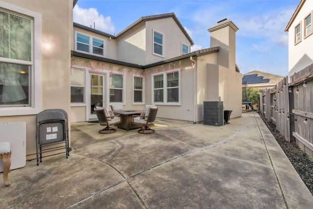 5623 Da Vinci Way, Sacramento, CA 95835